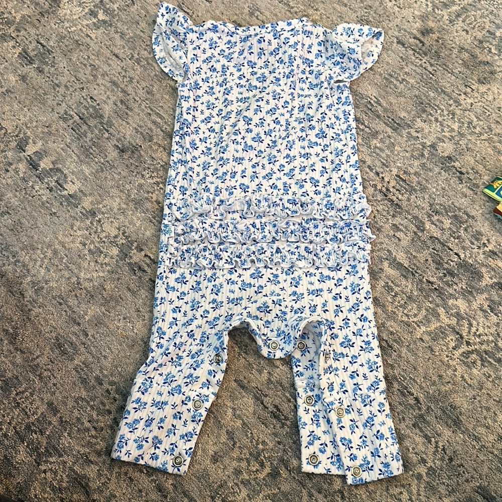 Posh peanut floral romper - Picture 2 of 2